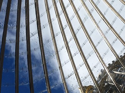 Use of traditional glazing methods to glaze large roof domes of the 'Grand Conservatory'